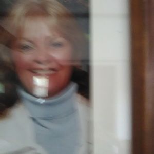 Meet your Posher, Faye